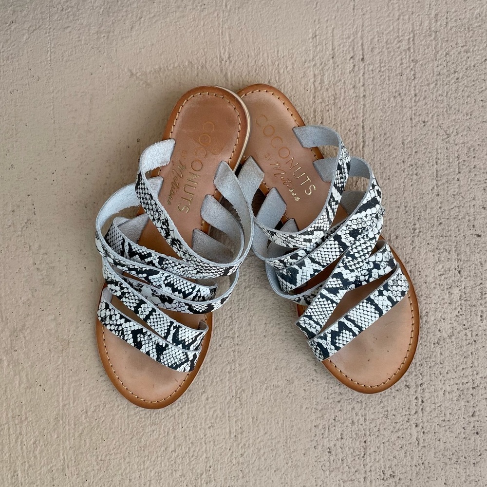 Coconuts Matisse Size 8 Strappy leather snake skin flat sandals